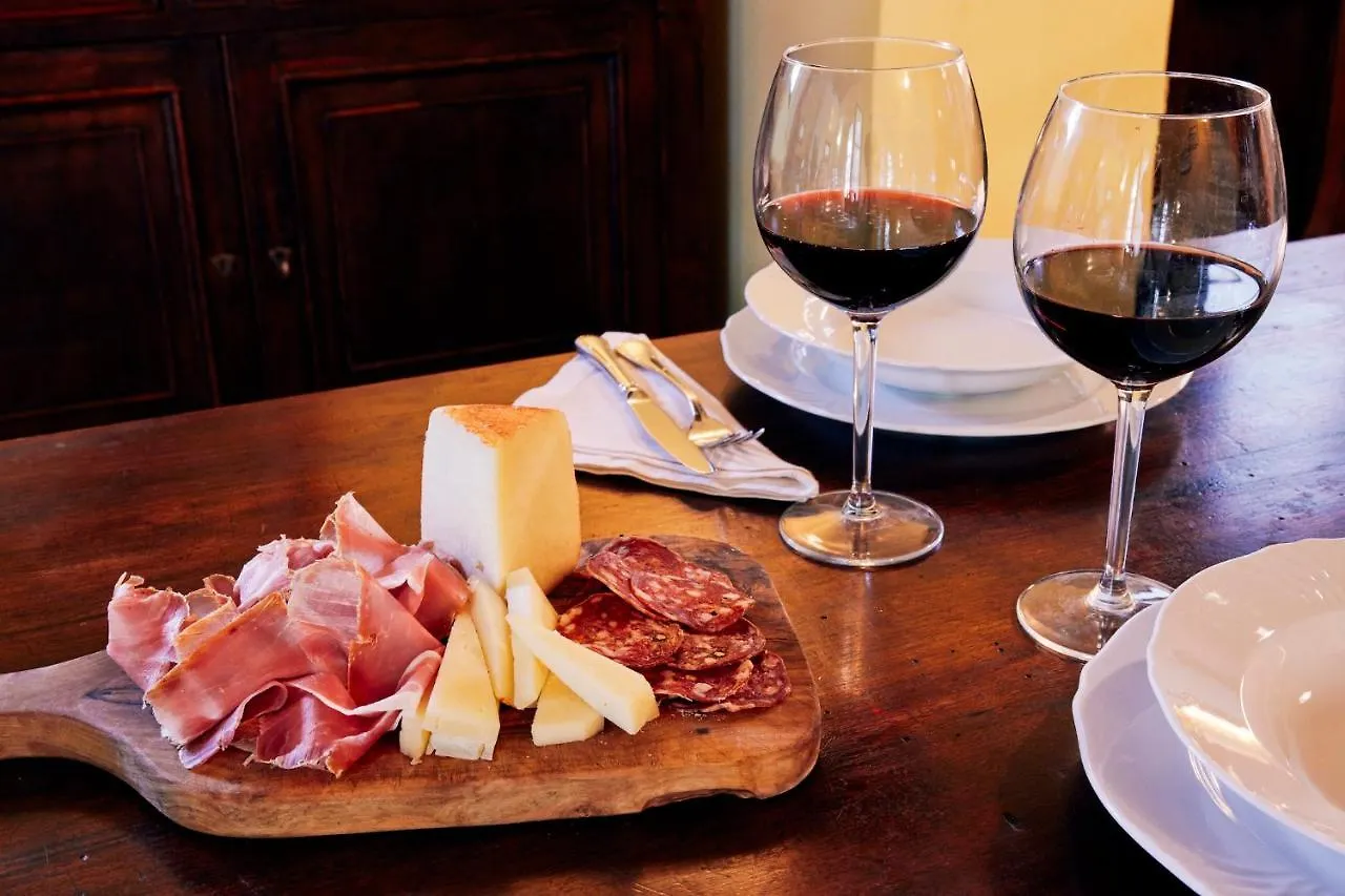 Agriturismo Il Borgo Cortona 0*,