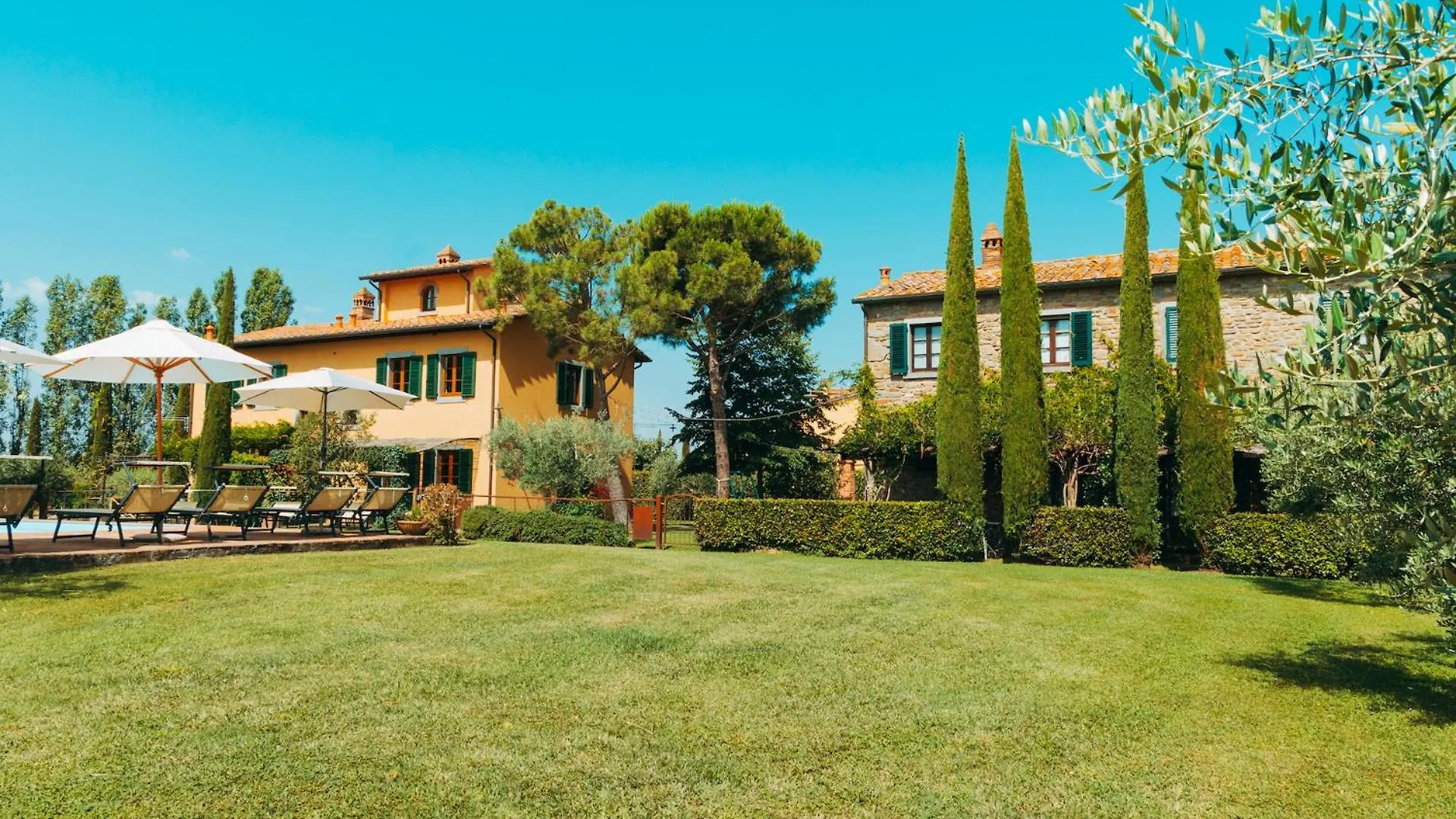 Farm stay Agriturismo Il Borgo Cortona Italy